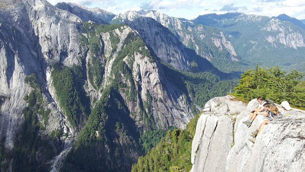 Cerro Acroiris Cochamó, Chile
